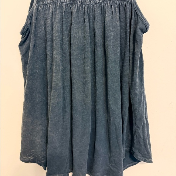 2/$15 Universal Thread - Navy Blue Smocked Sleeveless Tank Top Size S - Picture 4 of 7